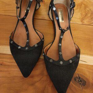 Pointed flats size 9